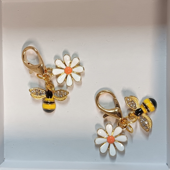 Jewelry - Zipper Pulls - Bag Charm (NWOT)